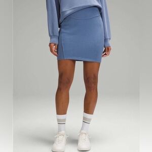 Lululemon Scuba HR Mini Skirt in Oasis Blue Size M NWT